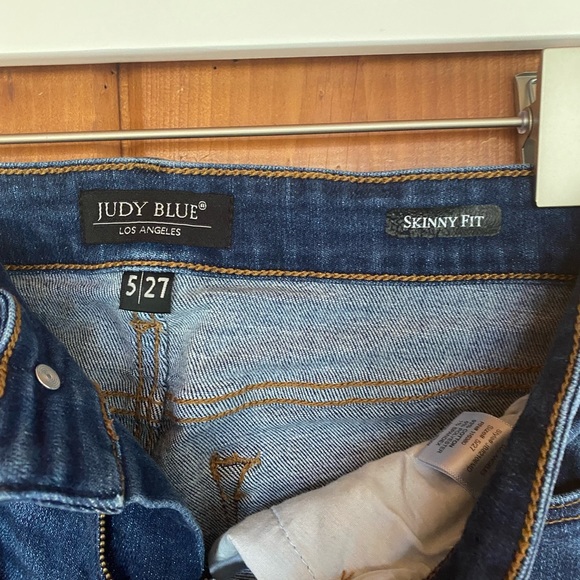 Judy Blue Skinny Jeans - Picture 6 of 7